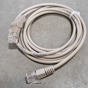 Patchkabel med vinklad kontakt 2m - Thermia